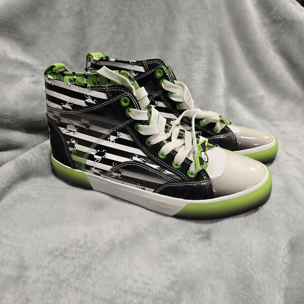 BEETLEJUICE Womens Size 8.5 & 9 High Top Tennis Shoes Sneakers NWT Warner Bros